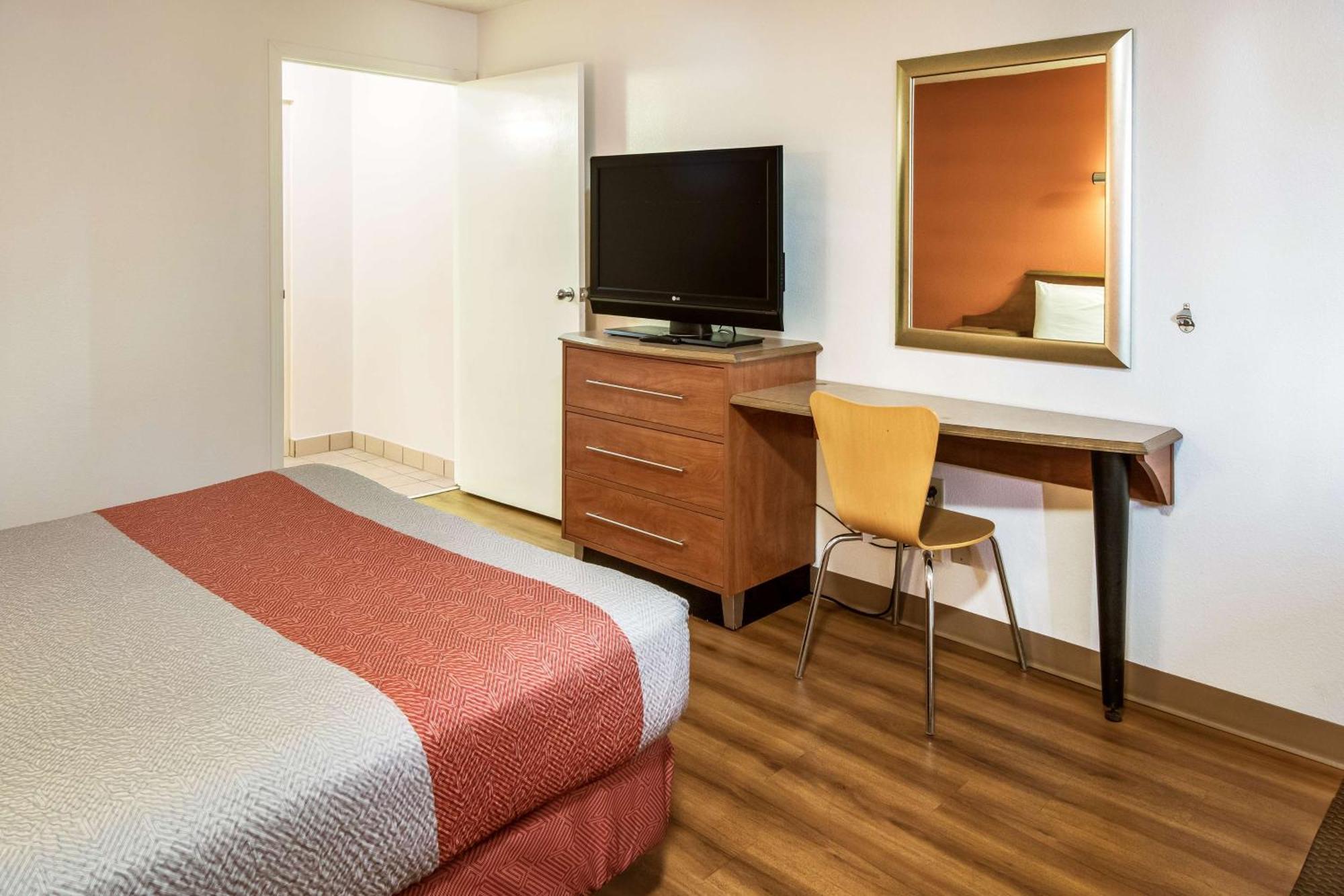Motel 6-Dayton, Oh - Englewood Zewnętrze zdjęcie