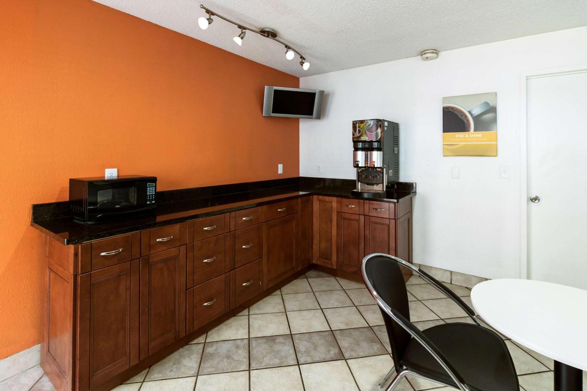 Motel 6-Dayton, Oh - Englewood Zewnętrze zdjęcie