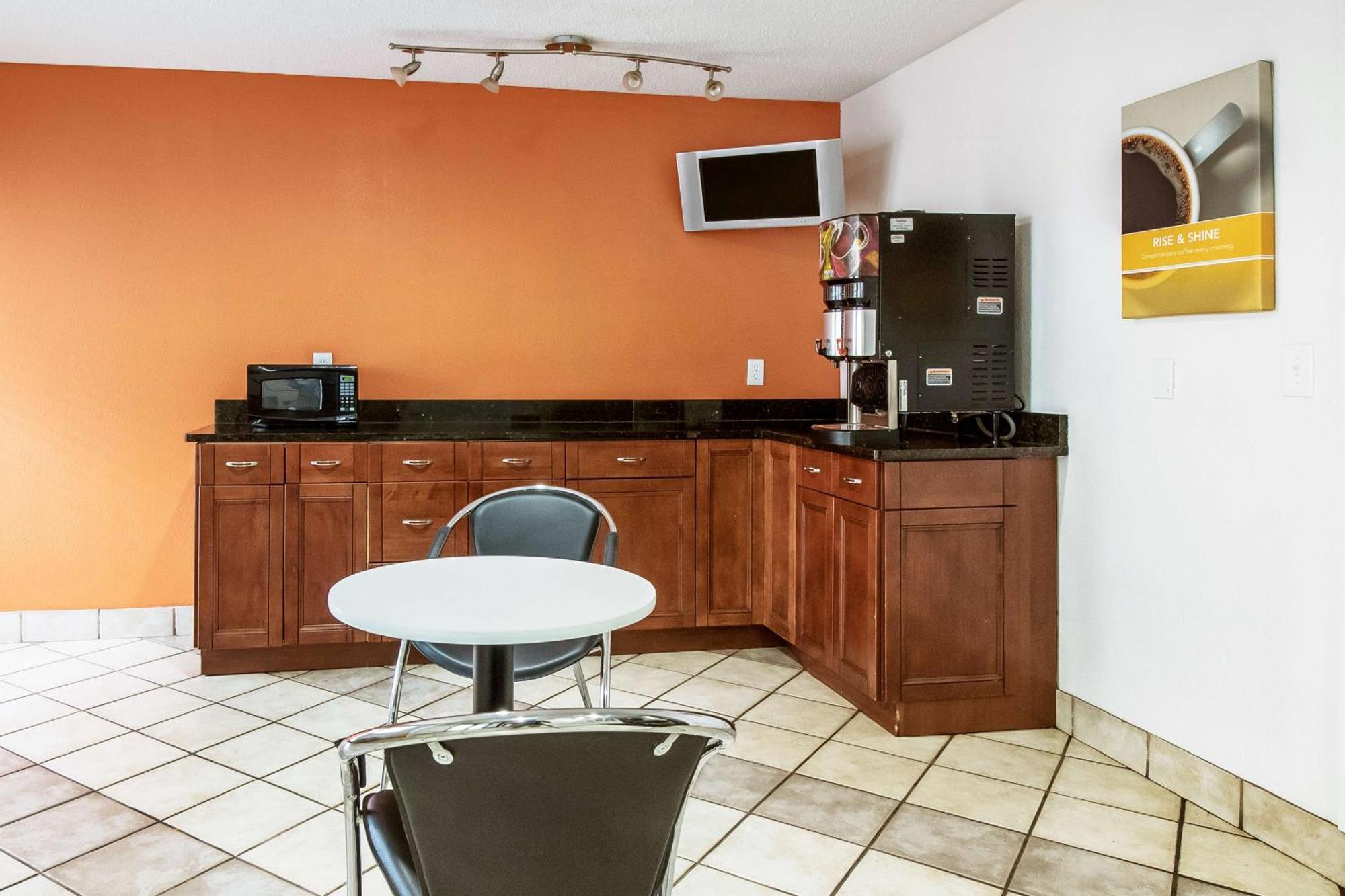 Motel 6-Dayton, Oh - Englewood Zewnętrze zdjęcie
