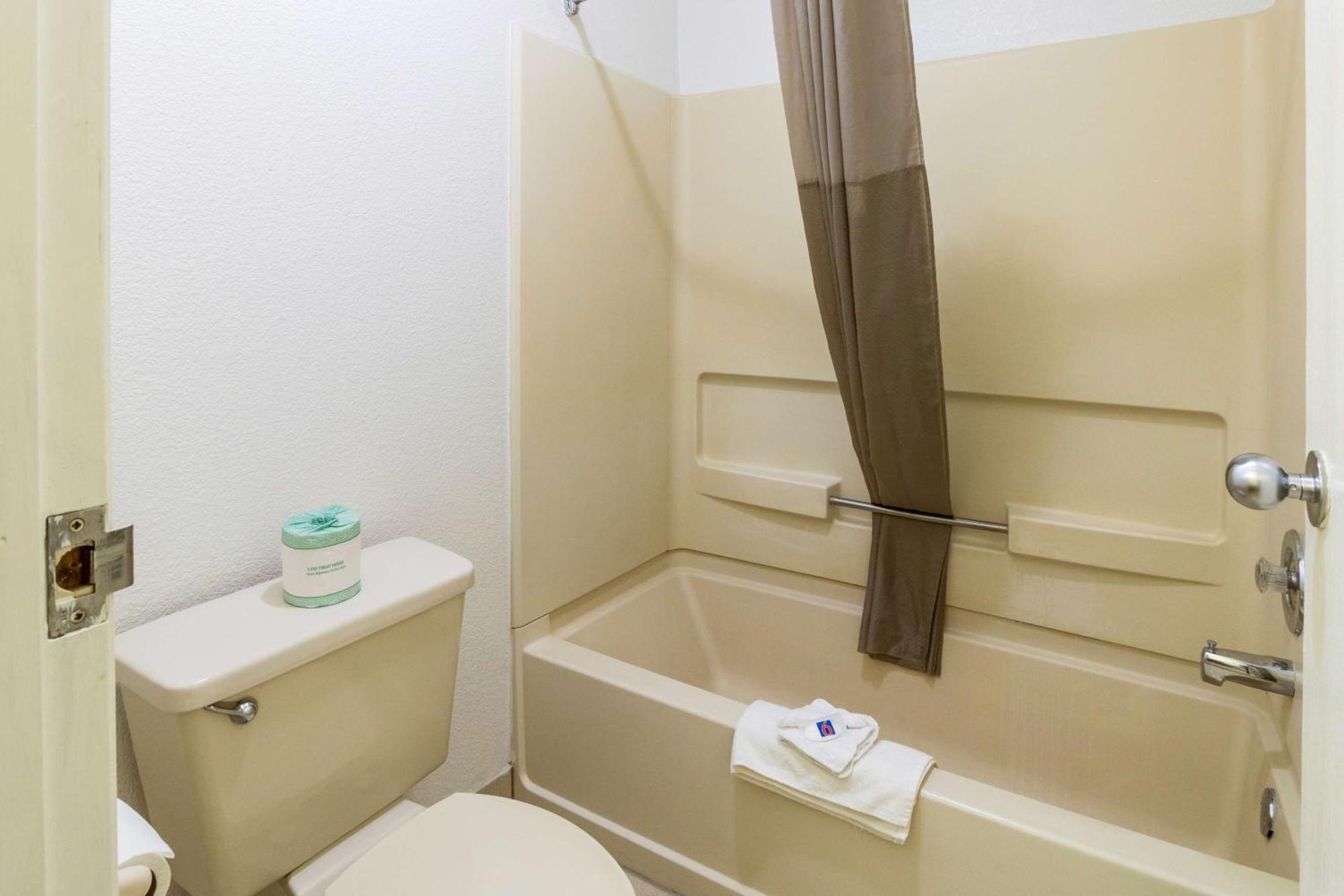 Motel 6-Dayton, Oh - Englewood Zewnętrze zdjęcie