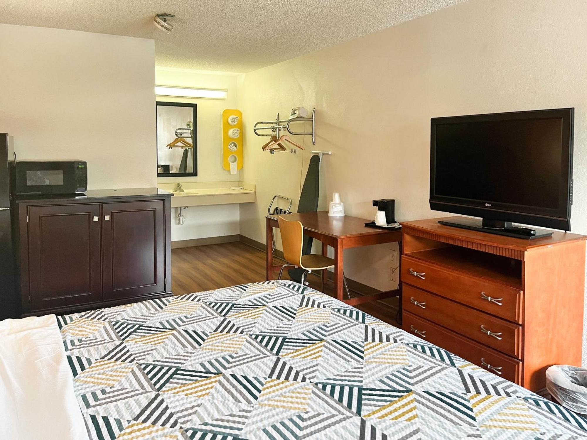 Motel 6-Dayton, Oh - Englewood Zewnętrze zdjęcie