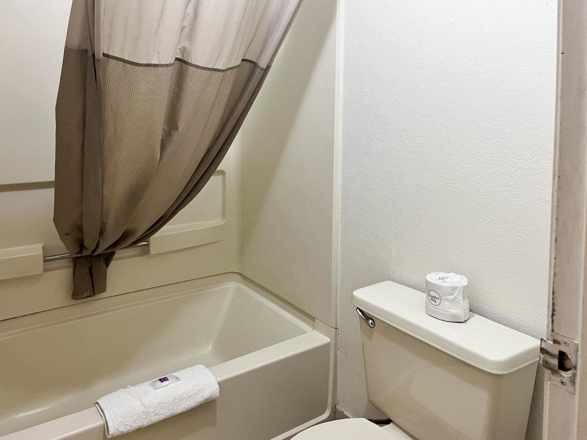 Motel 6-Dayton, Oh - Englewood Zewnętrze zdjęcie