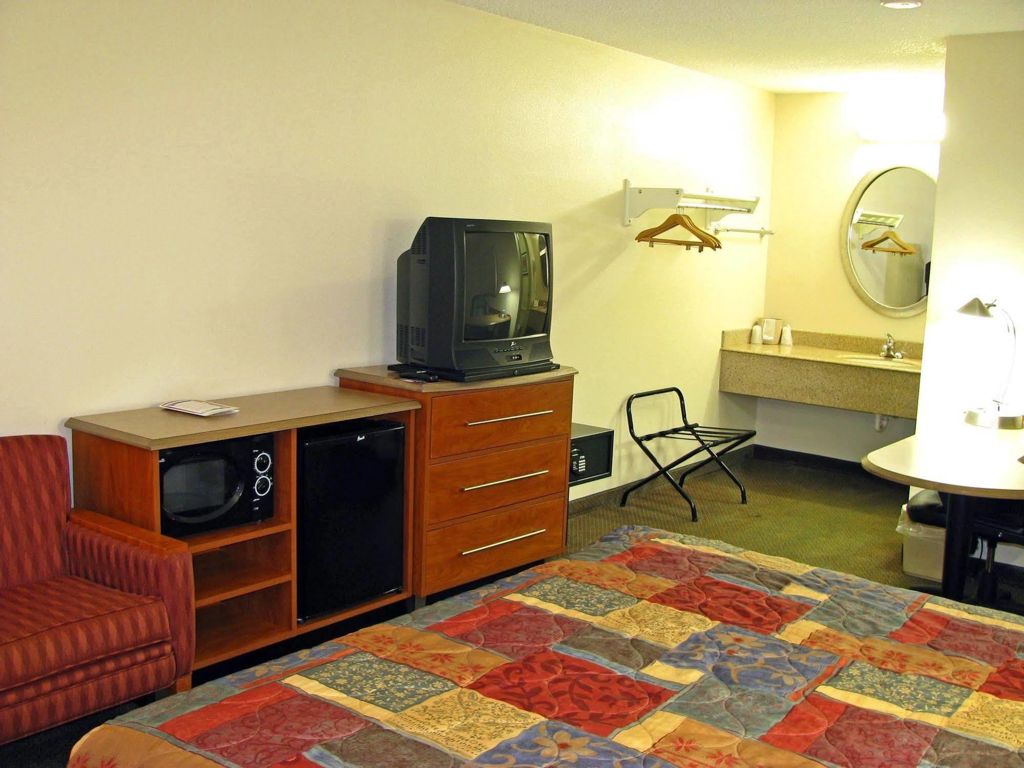 Motel 6-Dayton, Oh - Englewood Zewnętrze zdjęcie